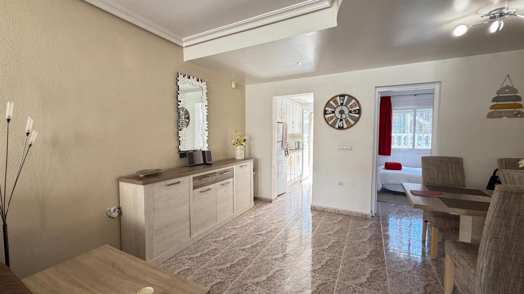 Dúplex en La Florida con terraza de 25m² y piscina — Orihuela Costa