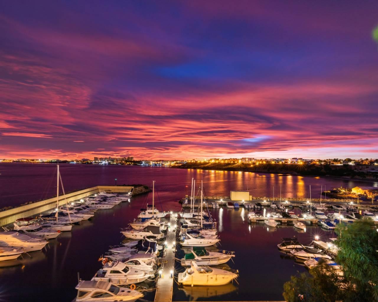 Apartamento con vistas al mar en Aguamarina, Orihuela Costa – 50m de la playa