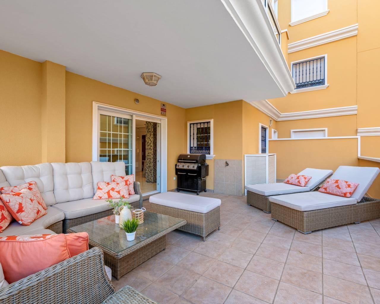 Apartamento con vistas al mar en Aguamarina, Orihuela Costa – 50m de la playa