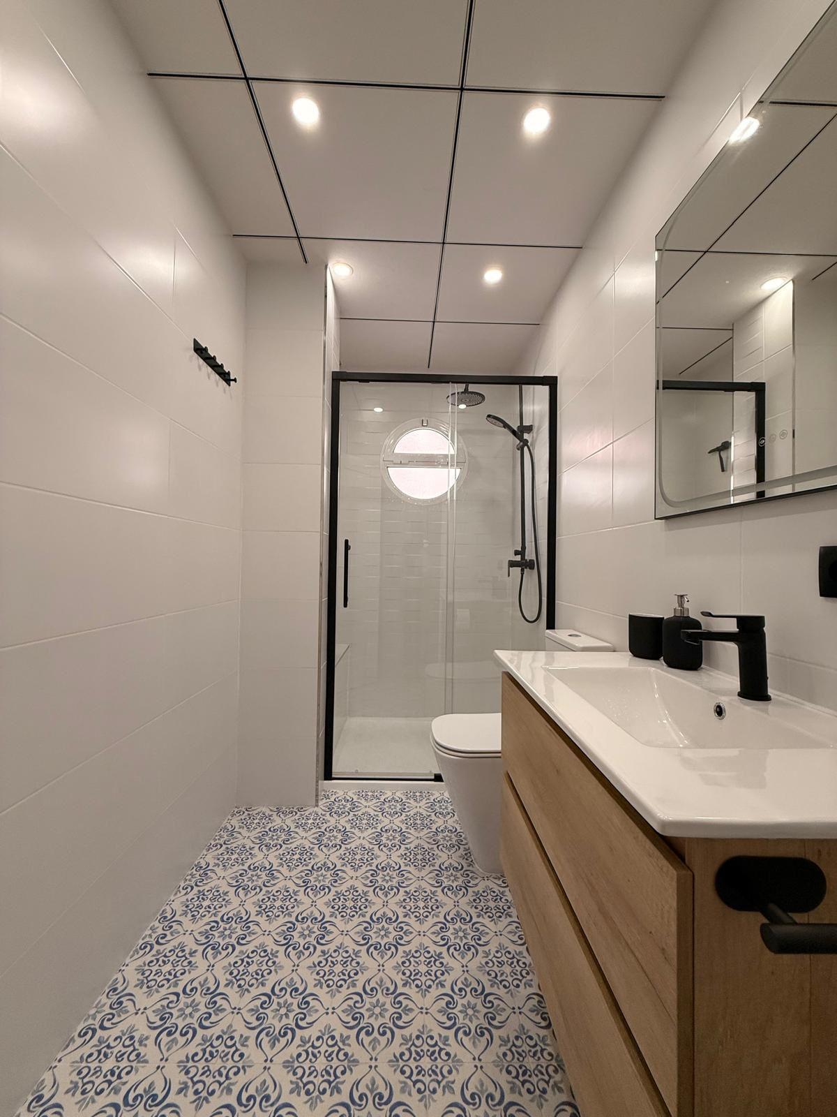 Dúplex reformado en La Mata con piscina y terraza — 2 dorm. a pasos del mar