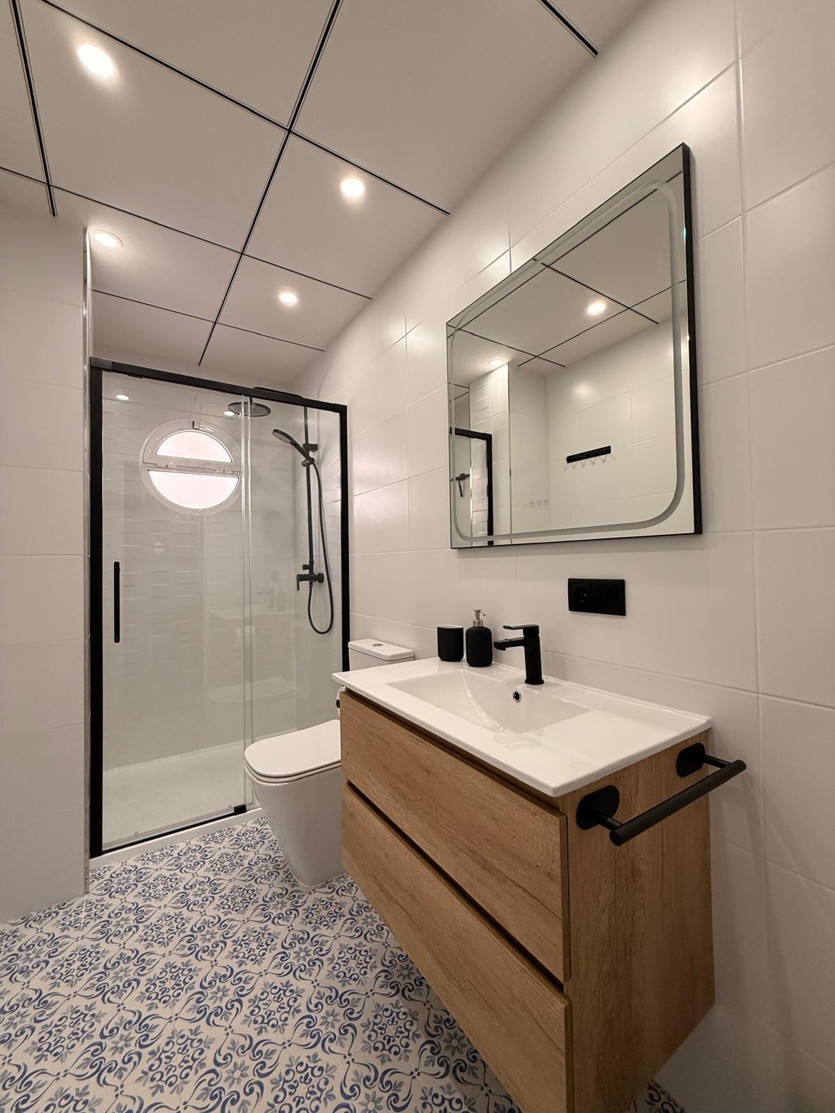 Dúplex reformado en La Mata con piscina y terraza — 2 dorm. a pasos del mar