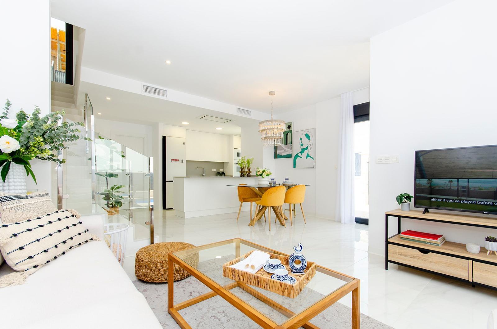 Villa de Obra Nueva con Piscina Privada en Vistabella Golf — 3 Dormitorios