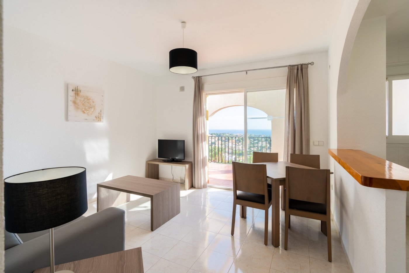 Chalet de obra nueva con piscina privada en Calpe — 1 dormitorio y confort
