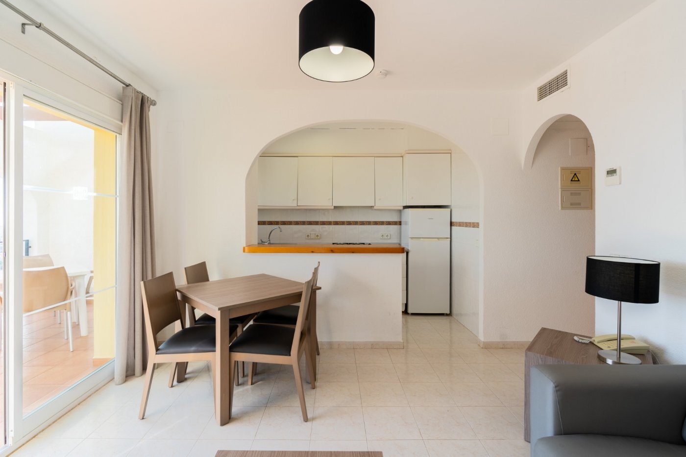 Chalet de obra nueva con piscina privada en Calpe — 1 dormitorio y confort