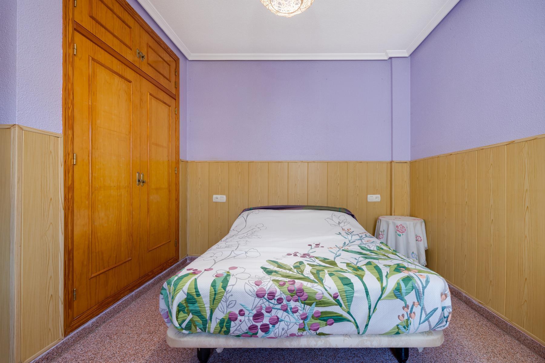 Ático con terraza de 13m² junto al Parque de las Naciones en Torrevieja