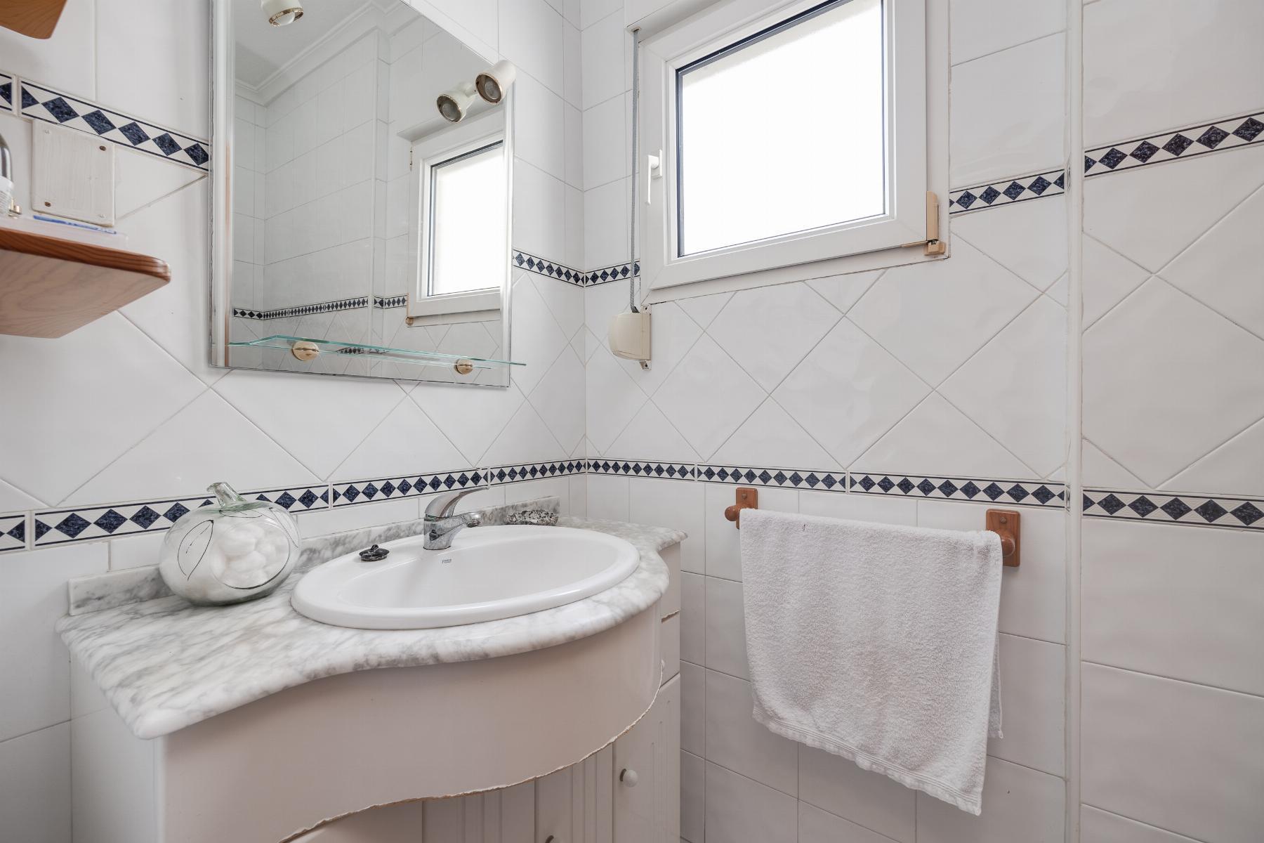Ático con terraza de 13m² junto al Parque de las Naciones en Torrevieja