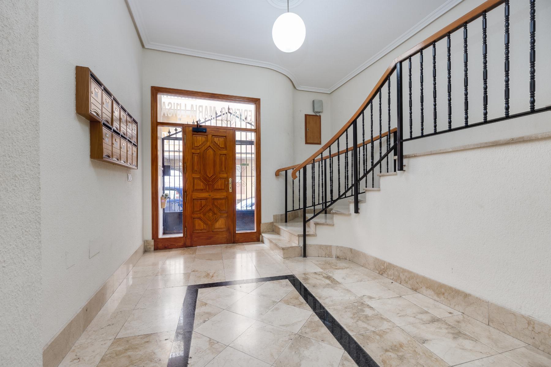 Ático con terraza de 13m² junto al Parque de las Naciones en Torrevieja