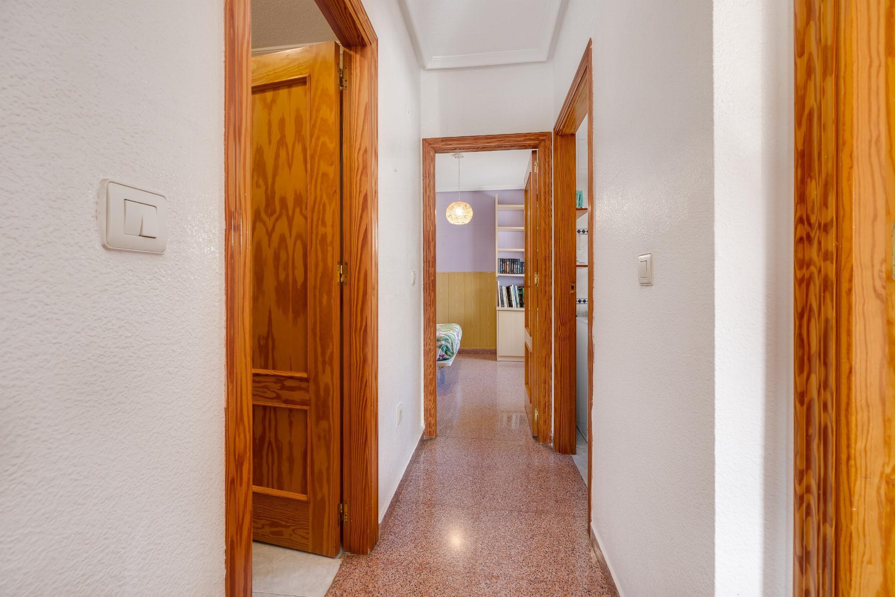 Ático con terraza de 13m² junto al Parque de las Naciones en Torrevieja