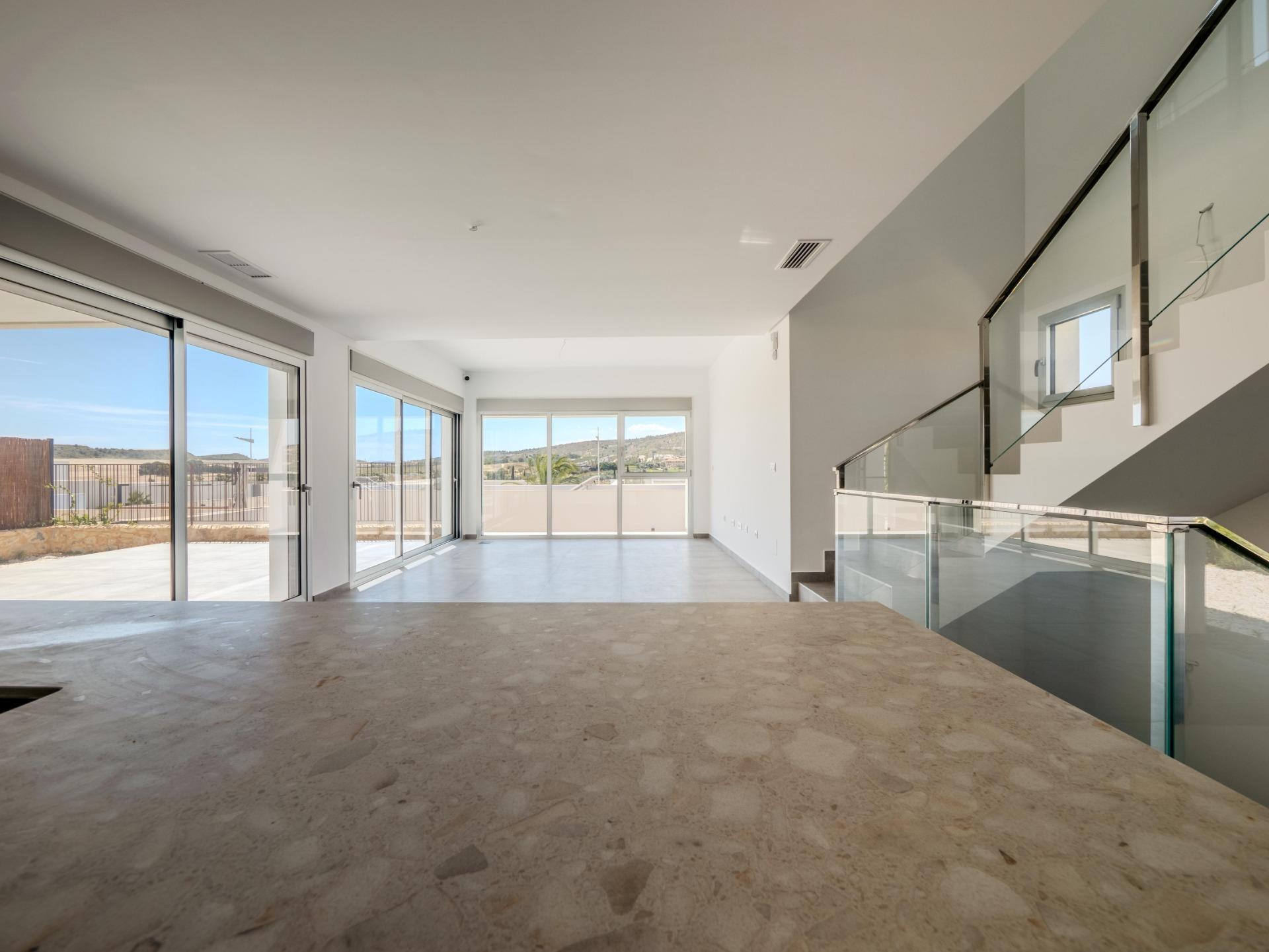 Villa de diseño con vistas al golf y piscina privada en Algorfa — 4 dorm.