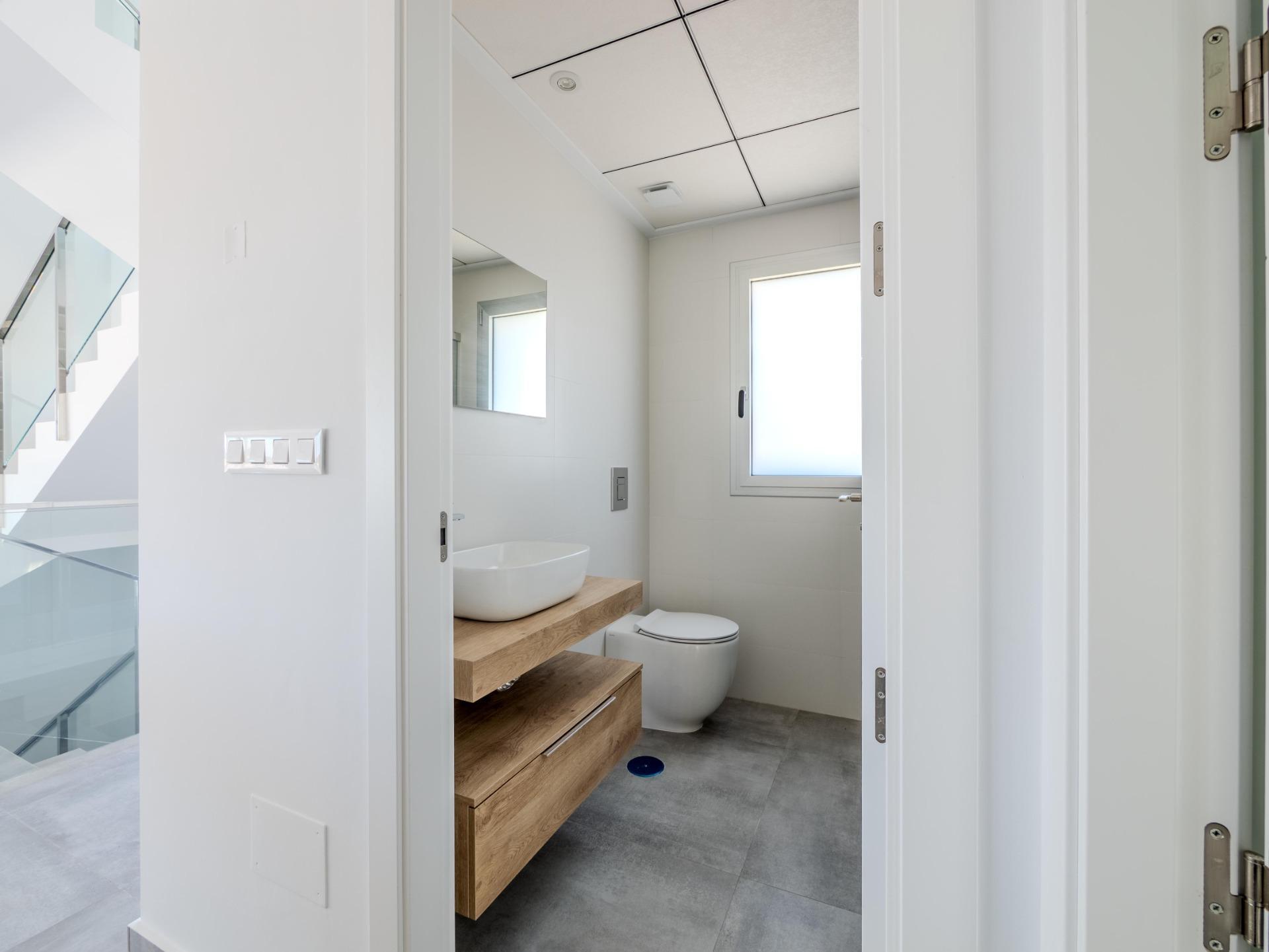 Villa de diseño con vistas al golf y piscina privada en Algorfa — 4 dorm.
