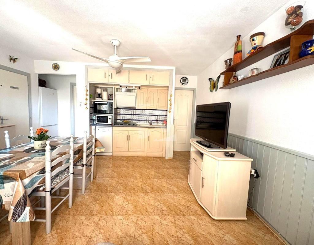 Bungalow con 4 piscinas junto al Golf de Villamartín en Blue Hills