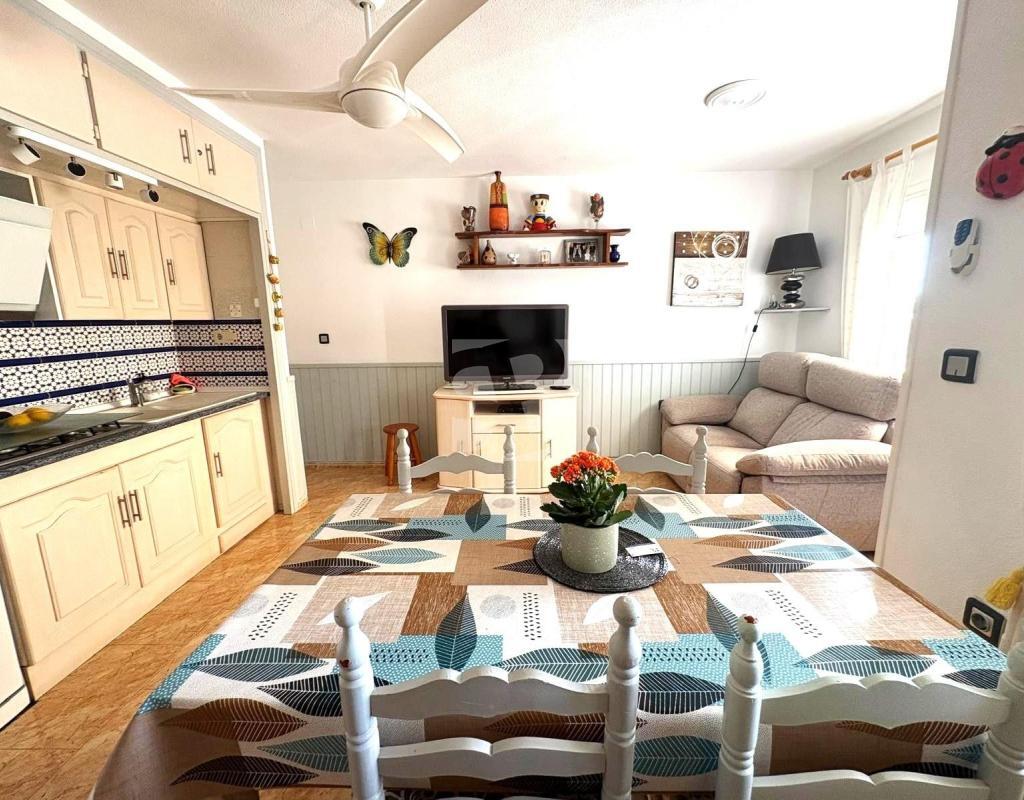 Bungalow con 4 piscinas junto al Golf de Villamartín en Blue Hills