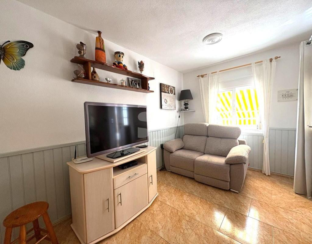 Bungalow con 4 piscinas junto al Golf de Villamartín en Blue Hills
