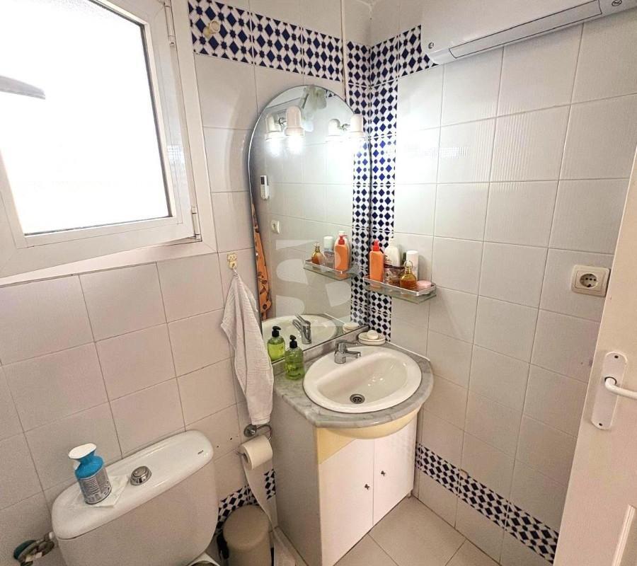 Bungalow con 4 piscinas junto al Golf de Villamartín en Blue Hills