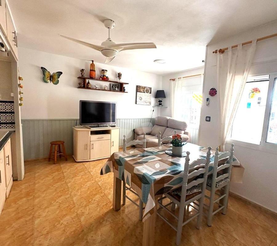 Bungalow con 4 piscinas junto al Golf de Villamartín en Blue Hills