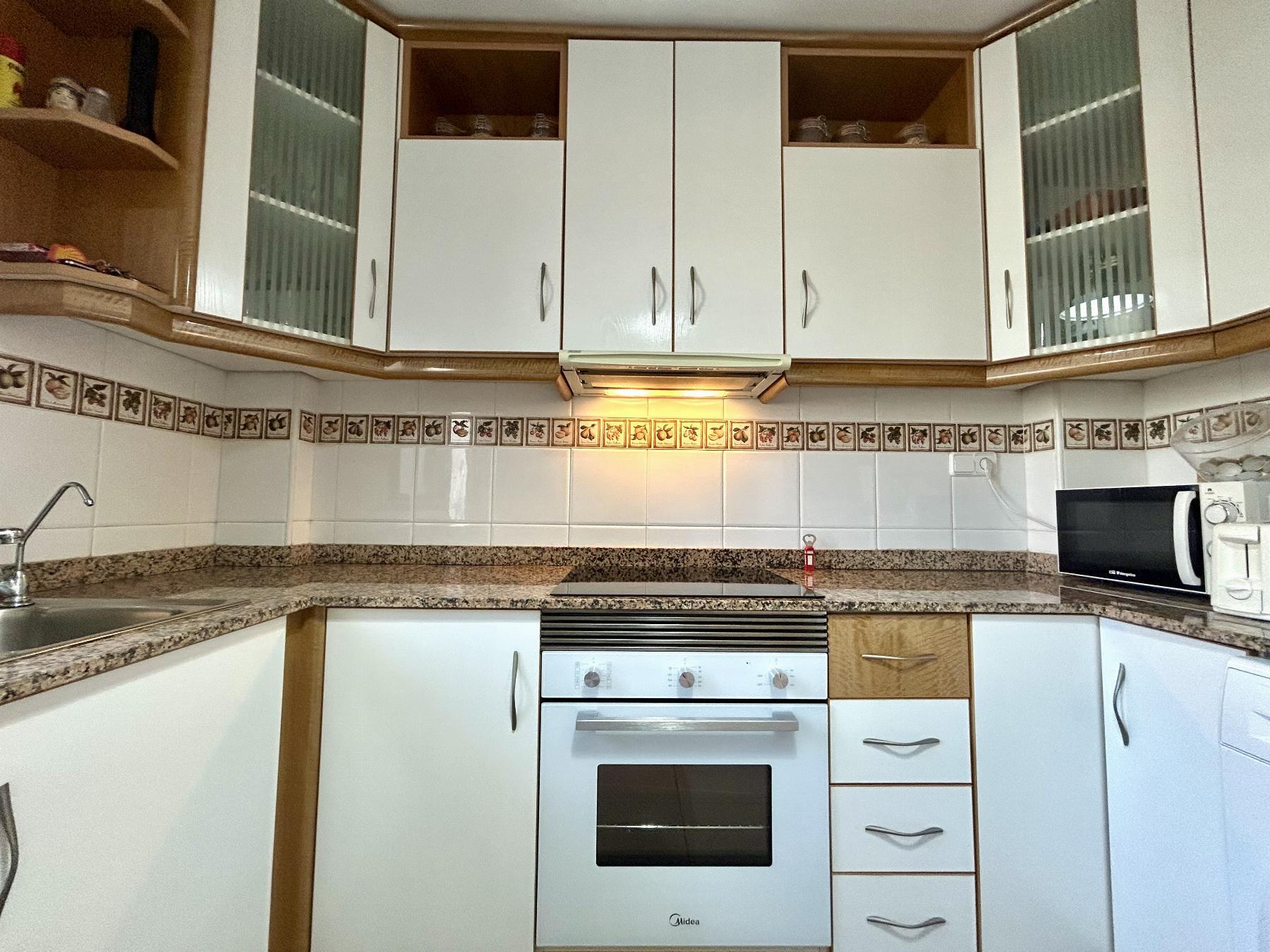 Dúplex junto al mar en Cabo Roig — 3 dorm, 2 garajes y vistas a piscina