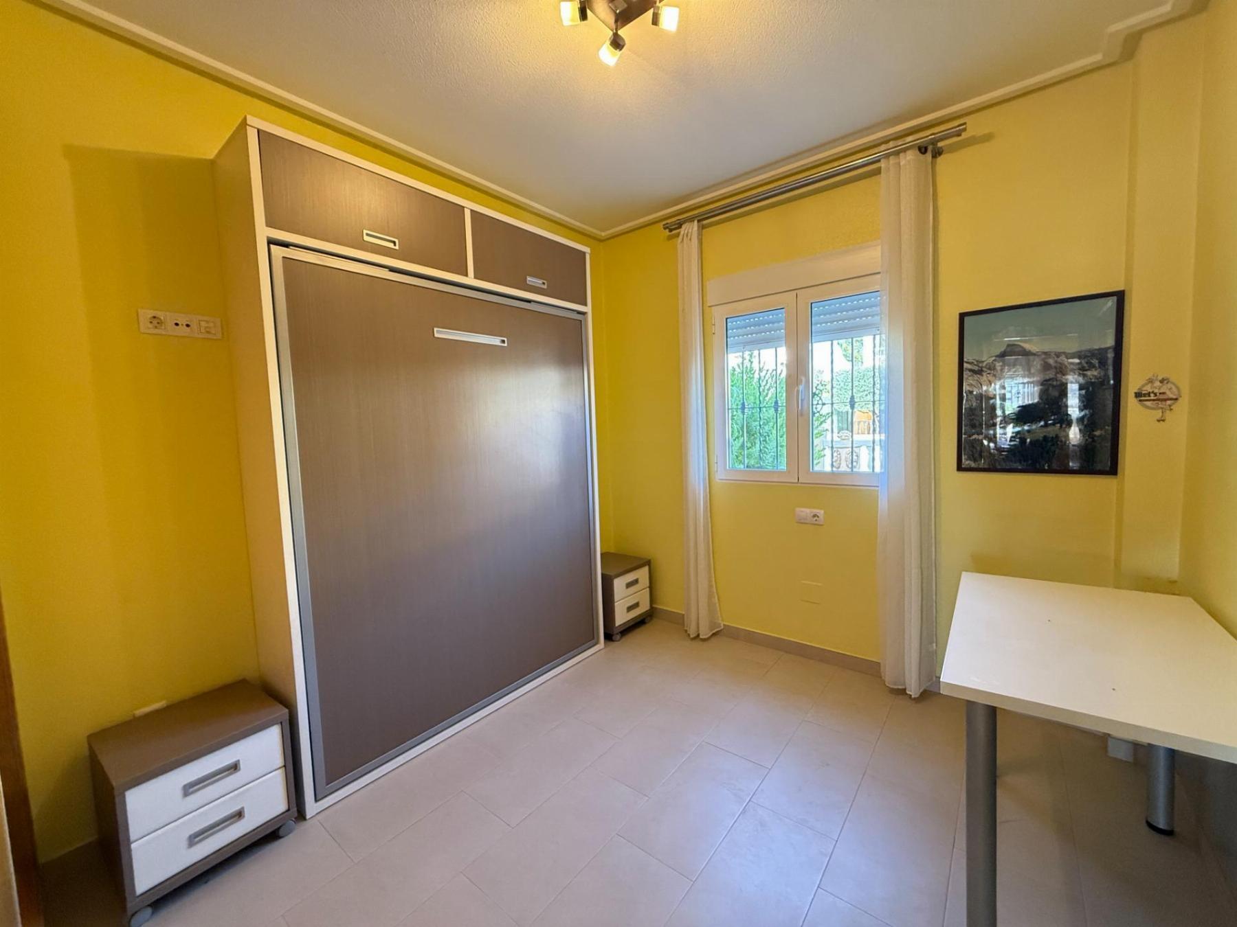 Apartamento seminuevo en Los Dolses con 30m² de terraza y SPA — 2 dorm.