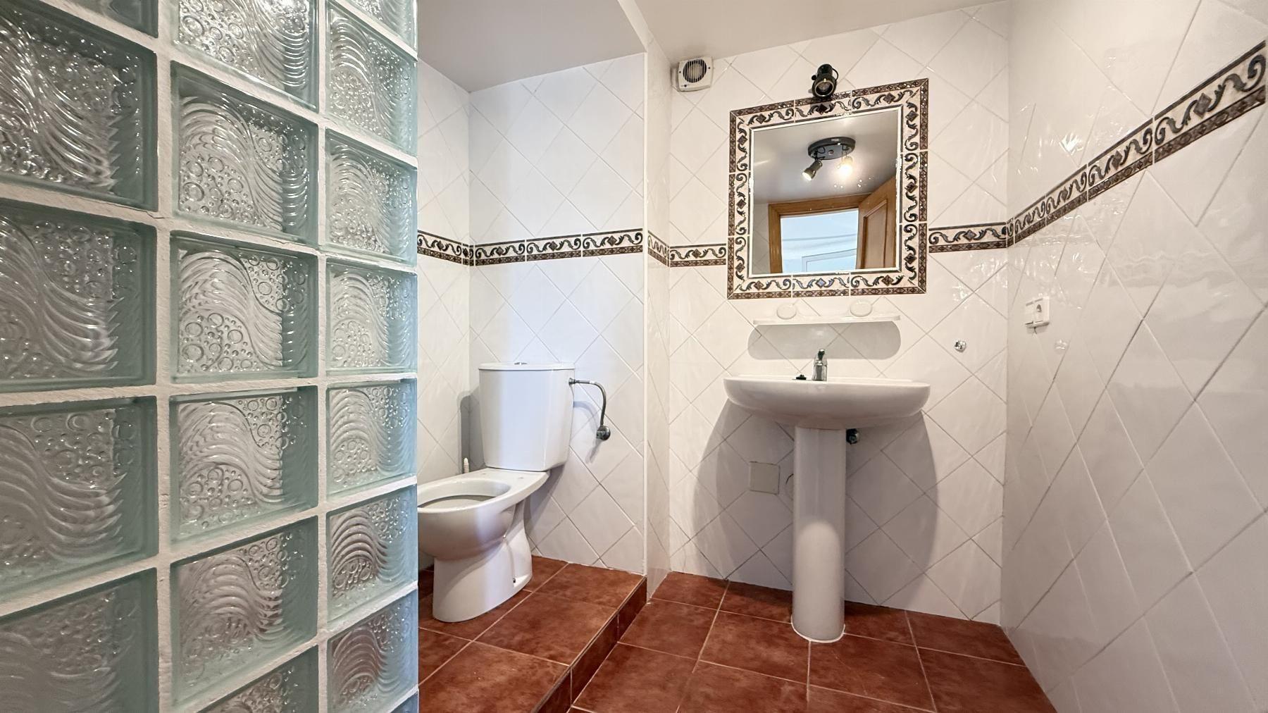 Chalet con piscina privada y vistas al mar en Blue Lagoon — 5 dorm.