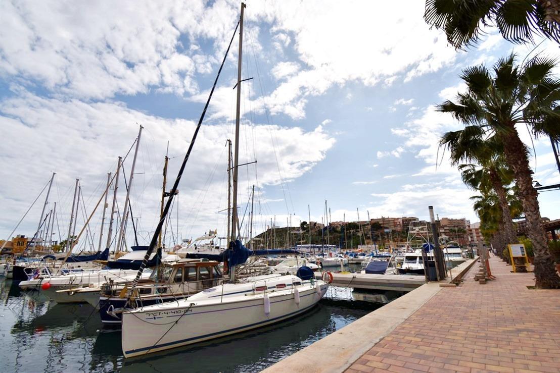 Apartamento obra nueva a 200m de la playa en Puerto de Mazarrón - 2 dorm.