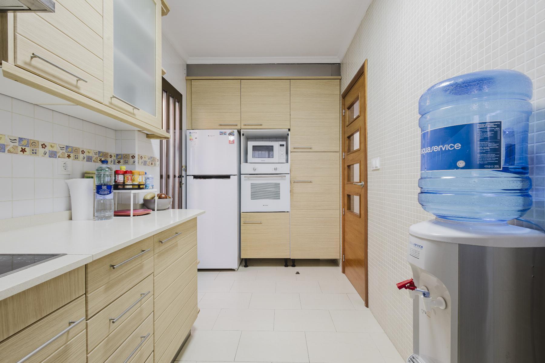 Chalet independiente con piscina privada en Aguas Nuevas, Torrevieja — 2 dorm.