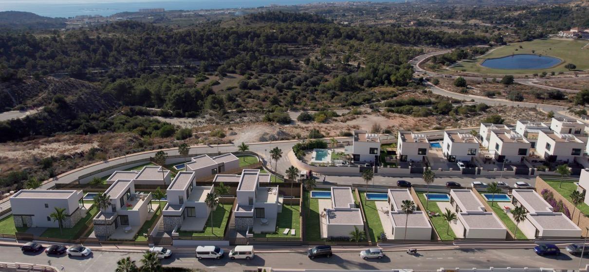 Villa de lujo con piscina y vistas al mar en Finestrat — 3 dorm. y 457m² parcela