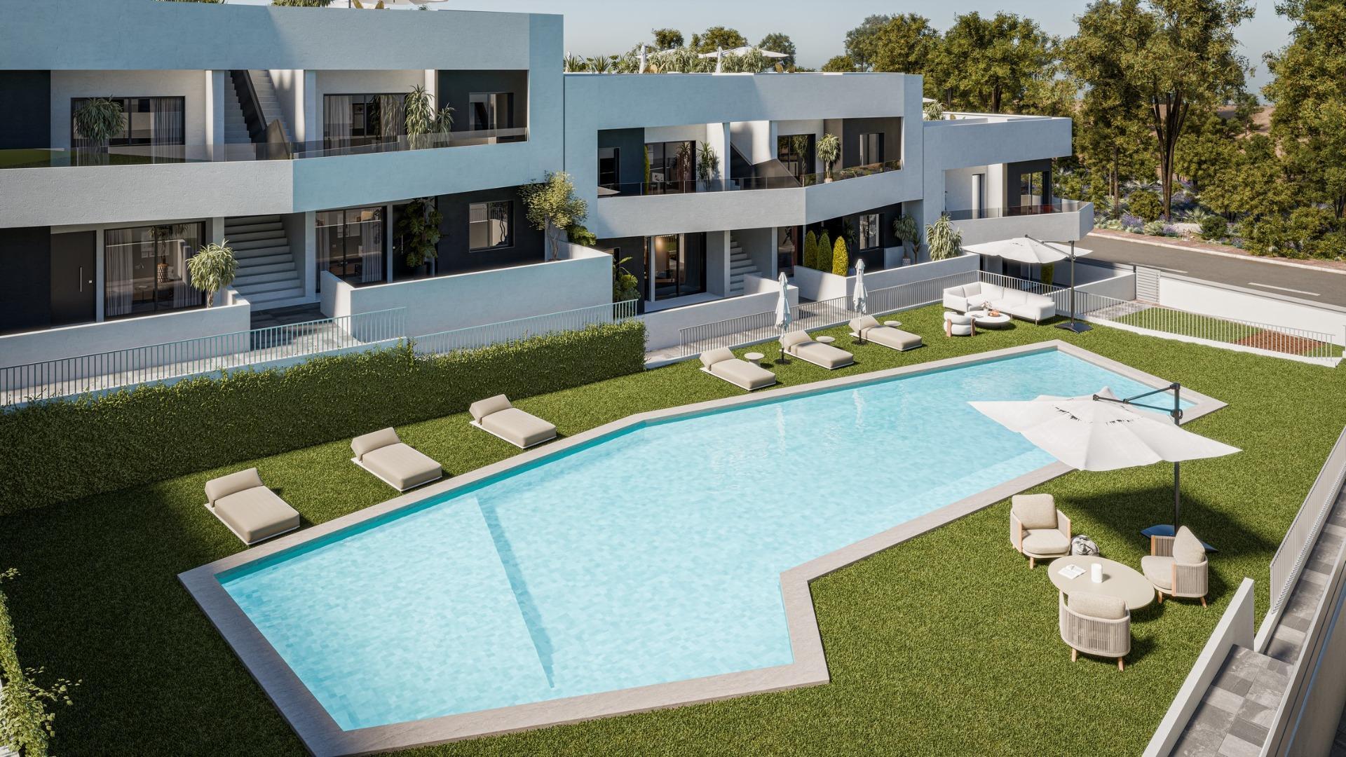 Chalet de Obra Nueva con Piscina Privada en San Miguel de Salinas – 2 Dorm