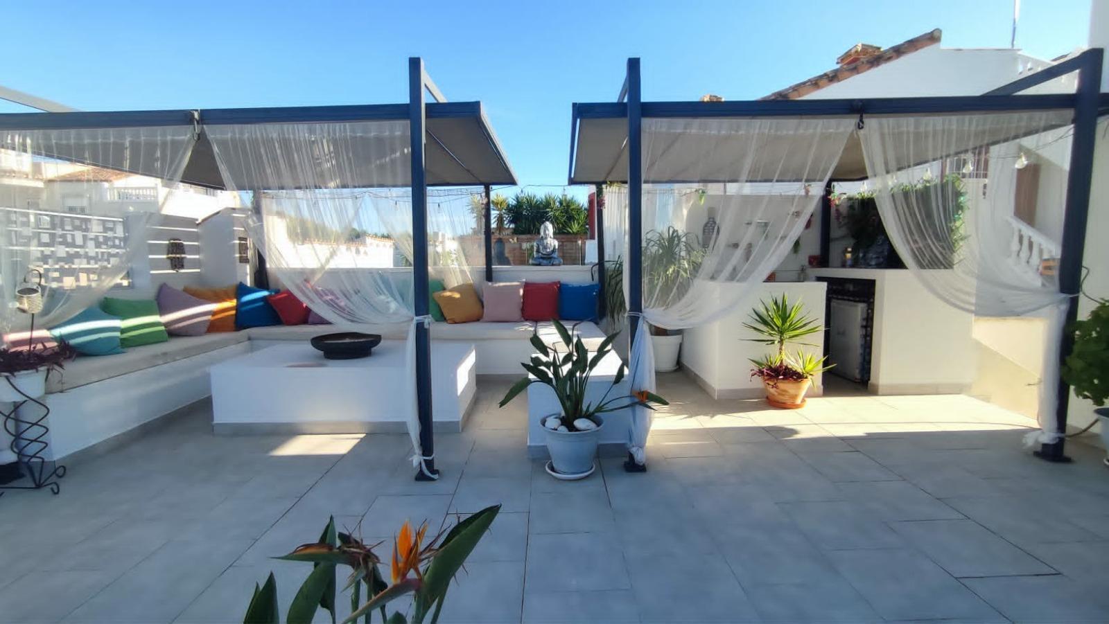Villa renovada con piscina privada y vistas al mar en Lo Rufete — 3 dorm.