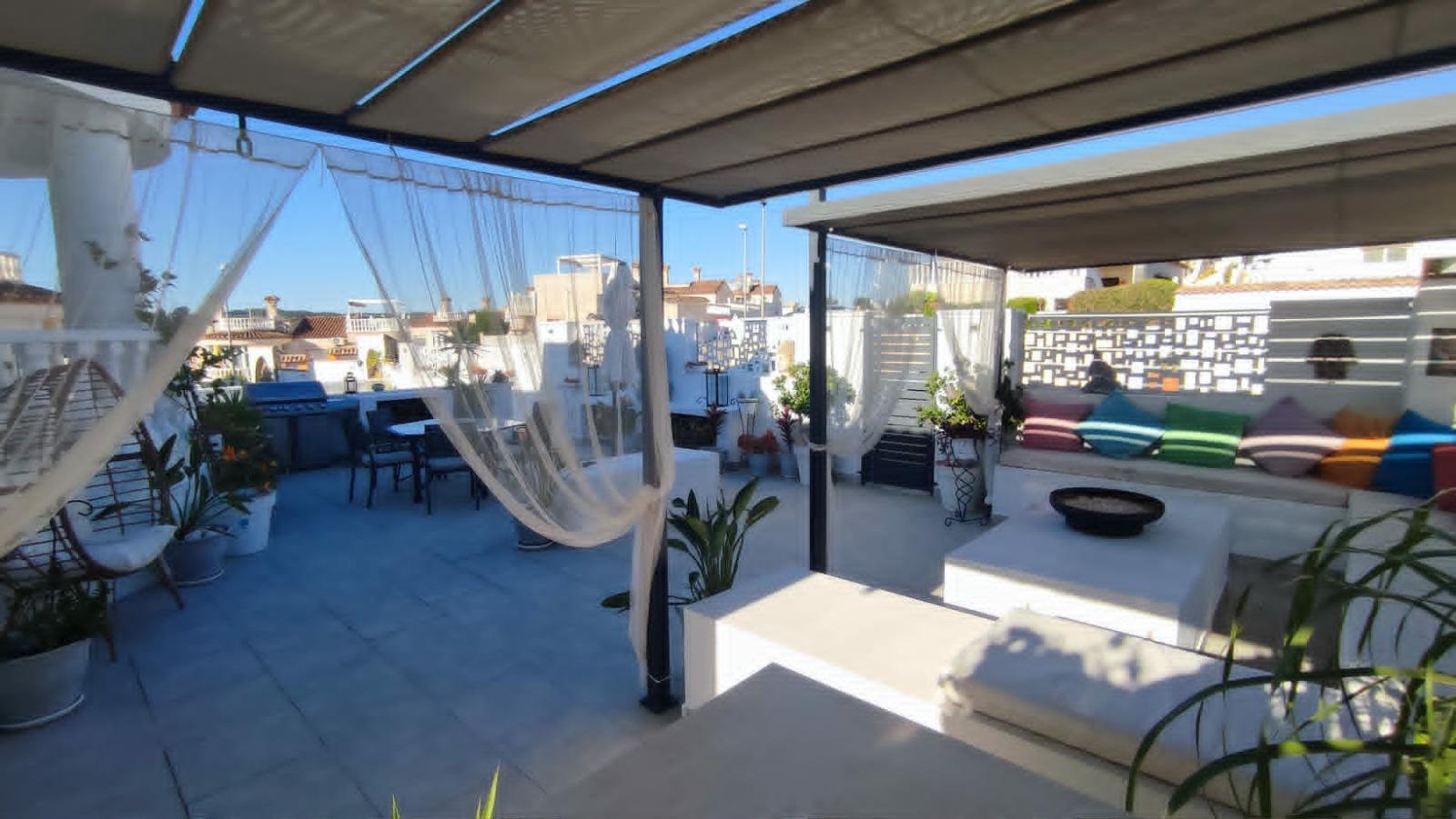 Villa renovada con piscina privada y vistas al mar en Lo Rufete — 3 dorm.