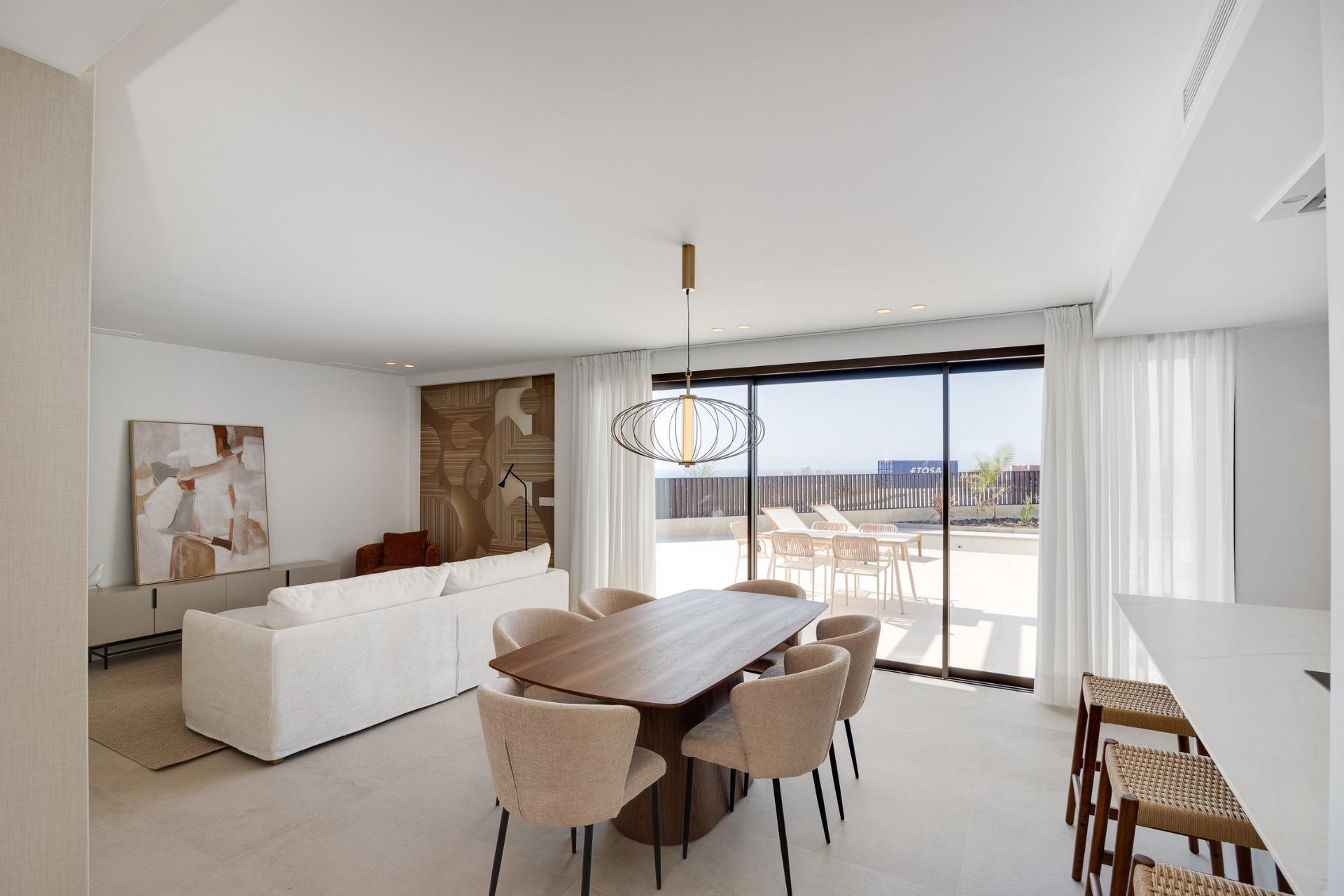 Villa de obra nueva en Mutxamel con piscina privada y vistas al mar - 3 Dorm.