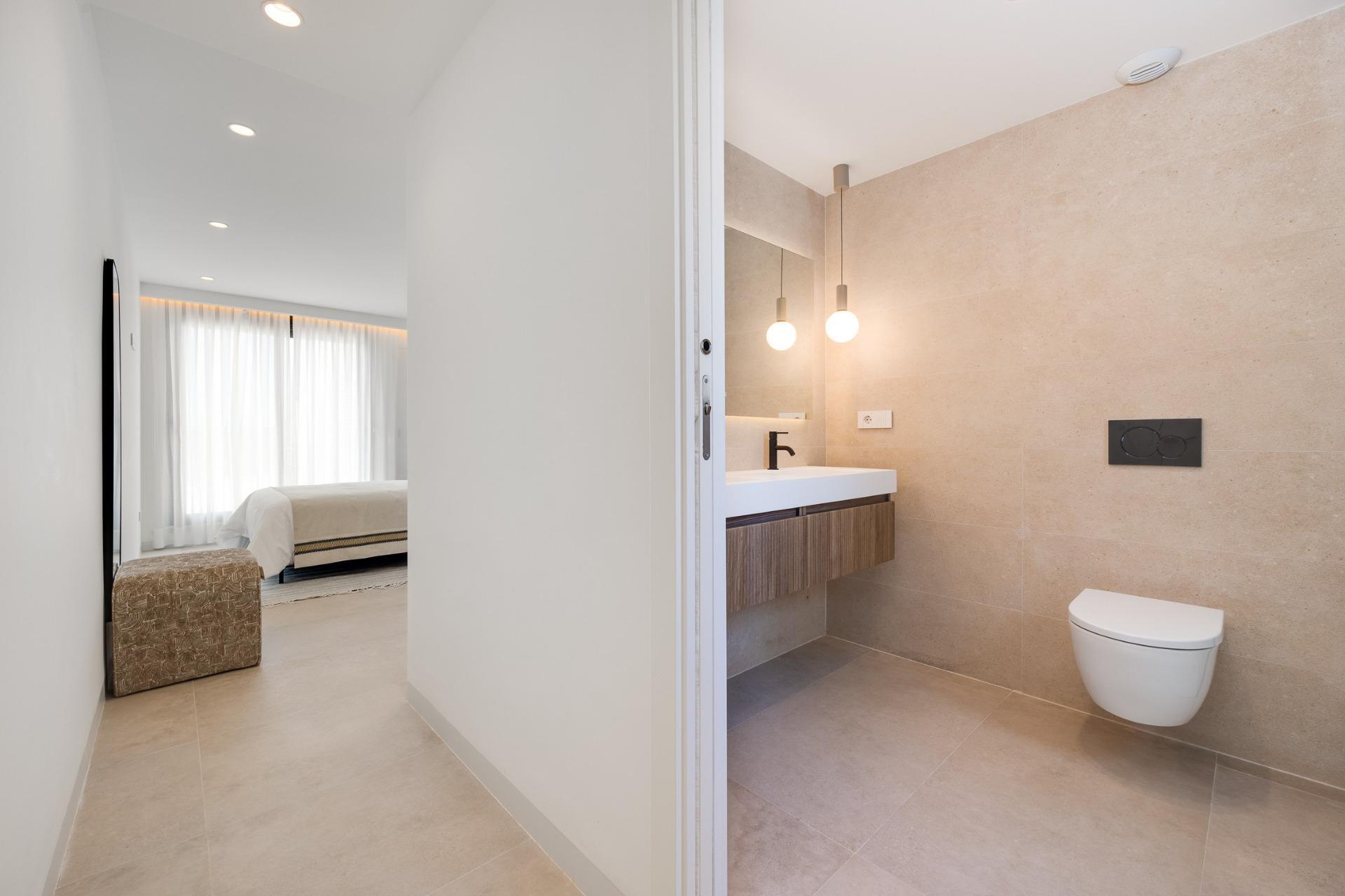Villa de obra nueva en Mutxamel con piscina privada y vistas al mar - 3 Dorm.