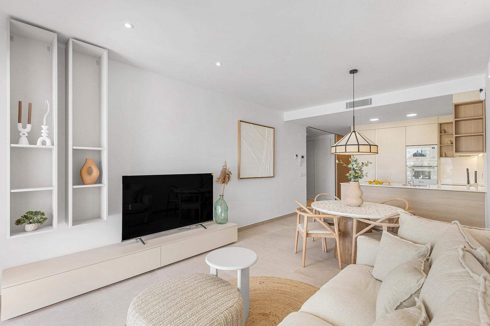 Chalet de obra nueva con piscina privada en Dolores — 3 dorm. y diseño moderno
