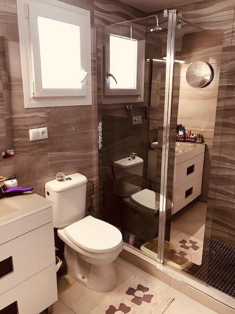 Chalet moderno en Ciudad Quesada con 6 dorm., piscina privada y 1.000 m² de parcela
