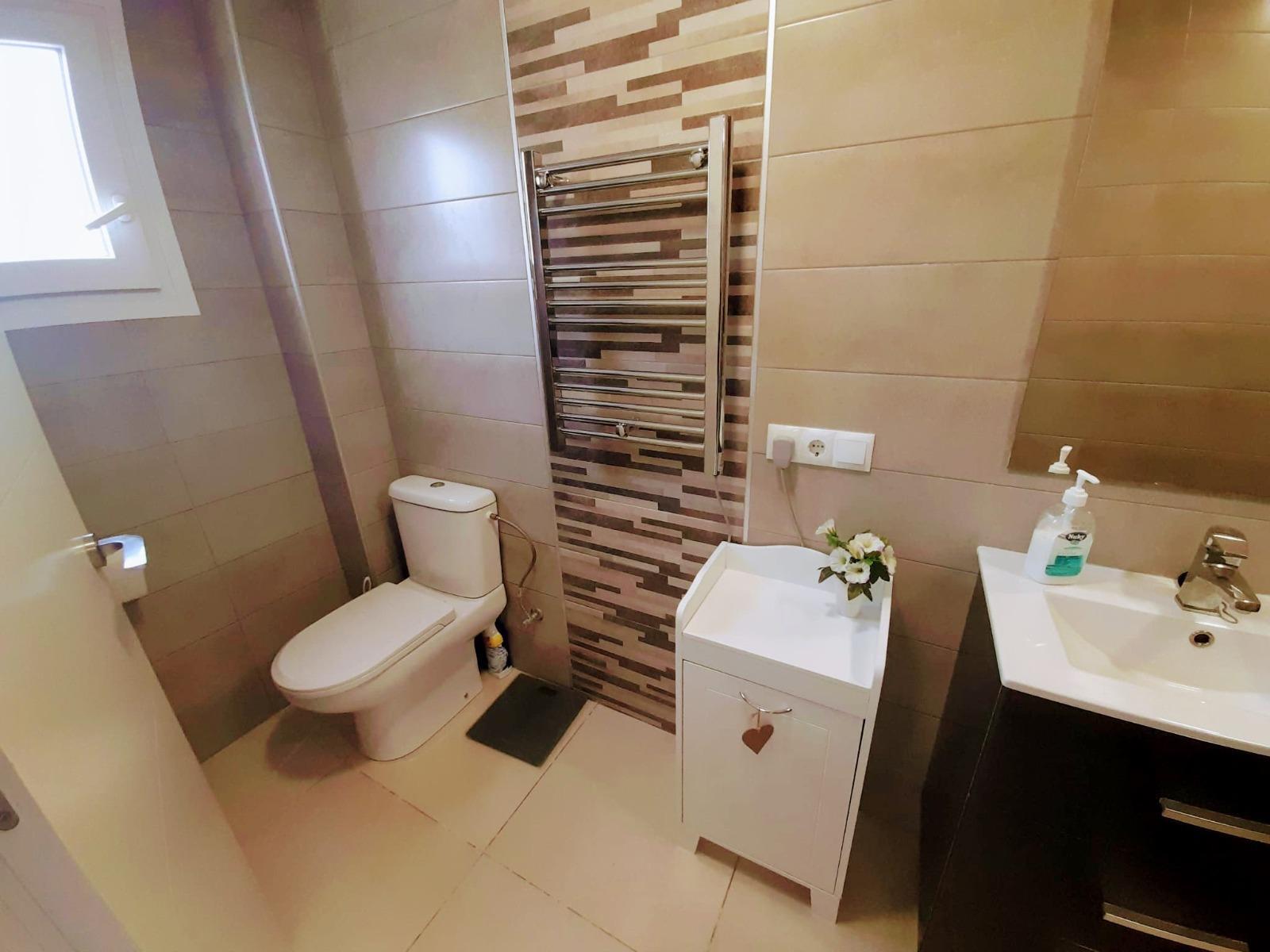 Chalet moderno en Ciudad Quesada con 6 dorm., piscina privada y 1.000 m² de parcela