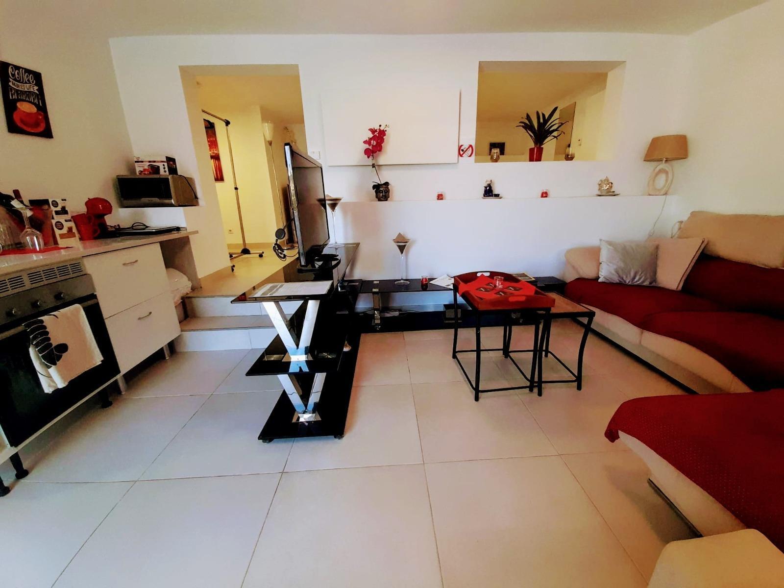 Chalet moderno en Ciudad Quesada con 6 dorm., piscina privada y 1.000 m² de parcela