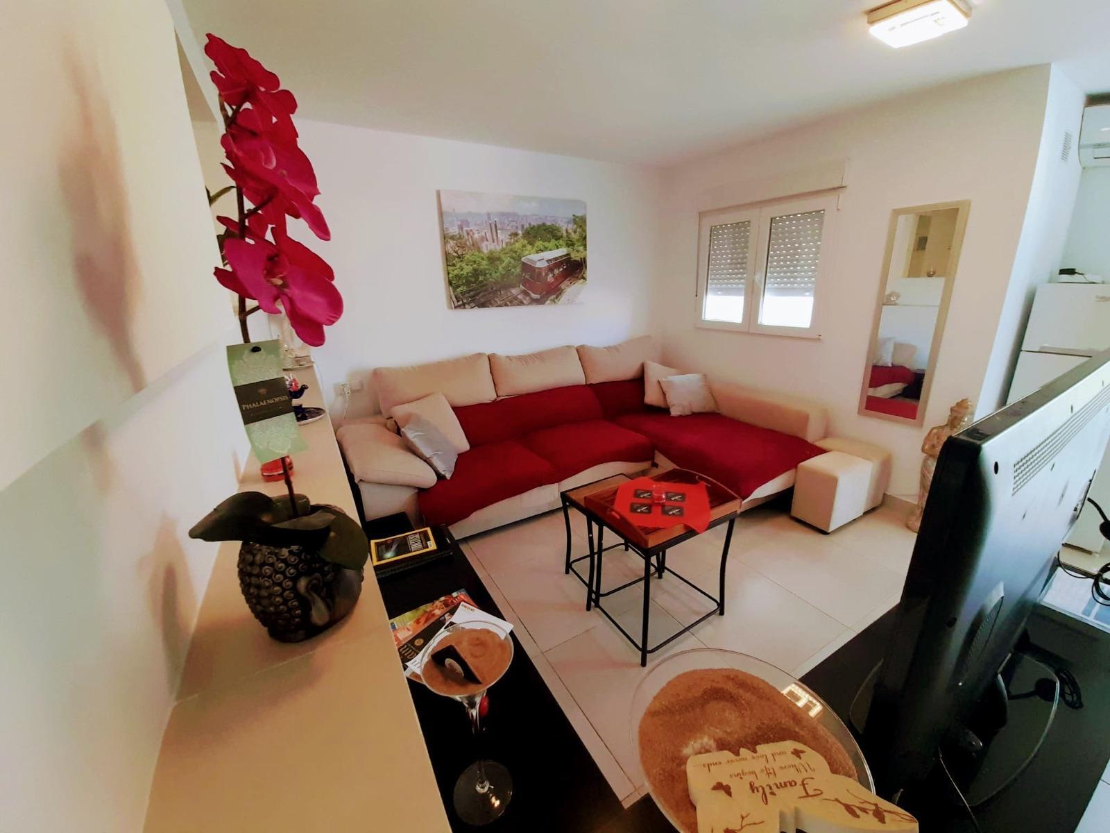 Chalet moderno en Ciudad Quesada con 6 dorm., piscina privada y 1.000 m² de parcela