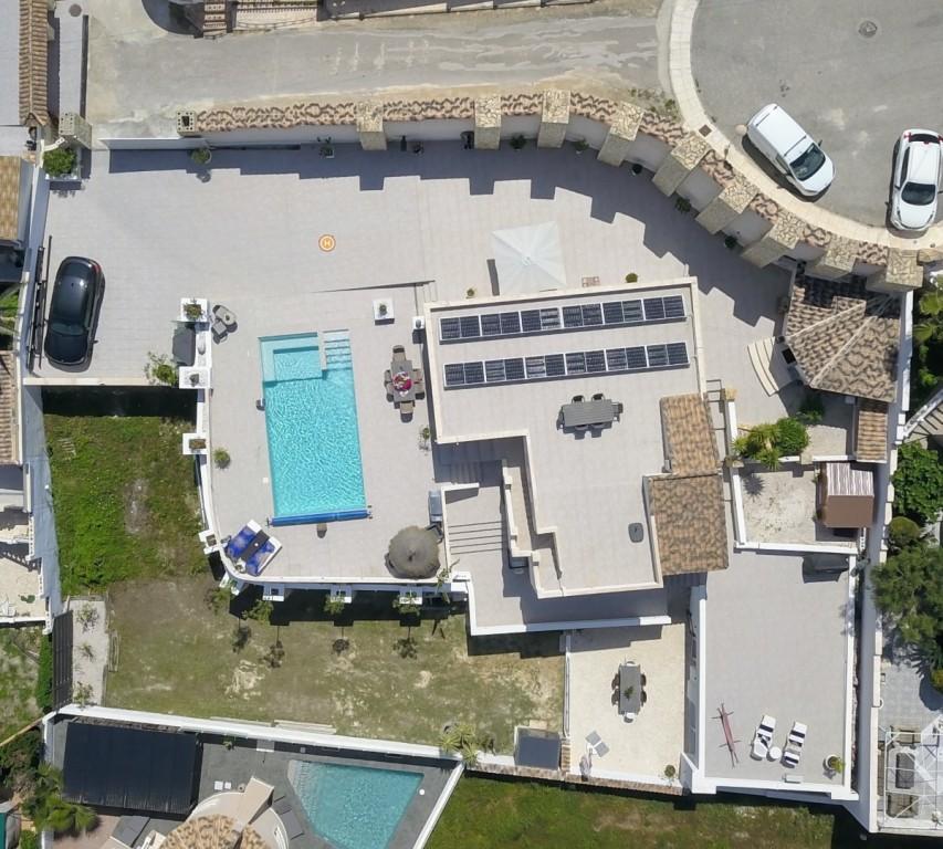 Chalet moderno en Ciudad Quesada con 6 dorm., piscina privada y 1.000 m² de parcela
