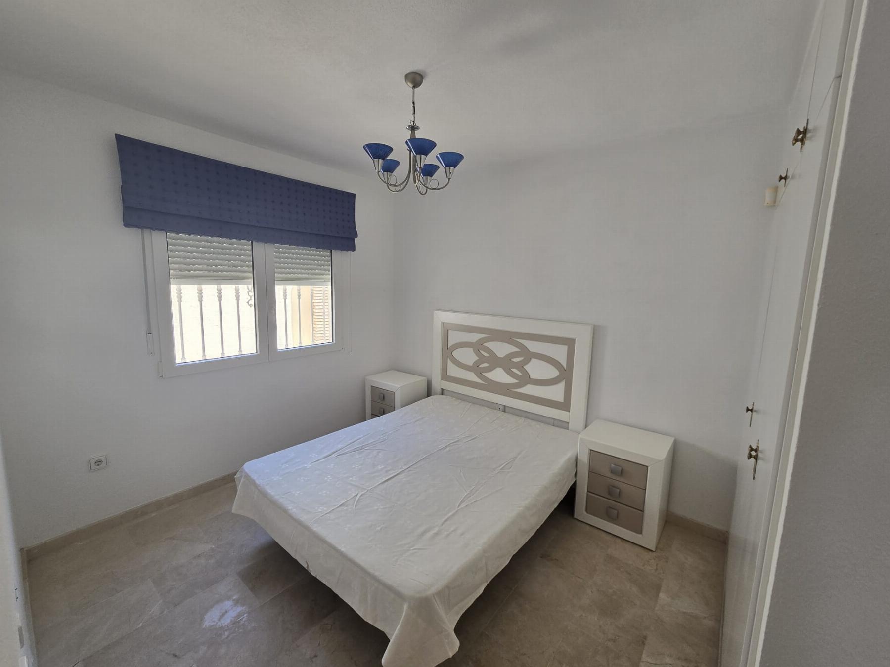 Villa en 1ª línea de Las Ramblas Golf con piscina privada y vistas panorámicas
