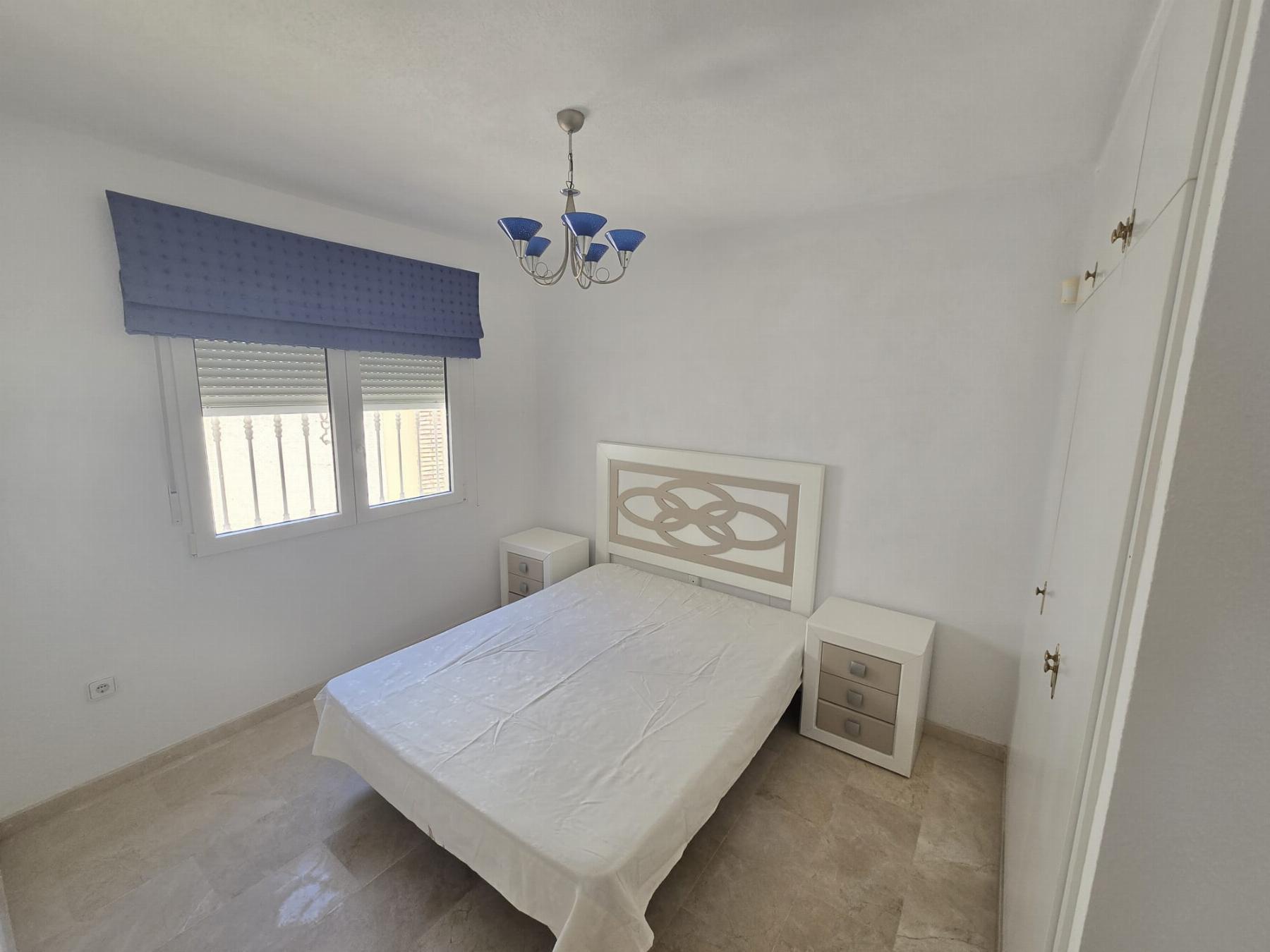 Villa en 1ª línea de Las Ramblas Golf con piscina privada y vistas panorámicas
