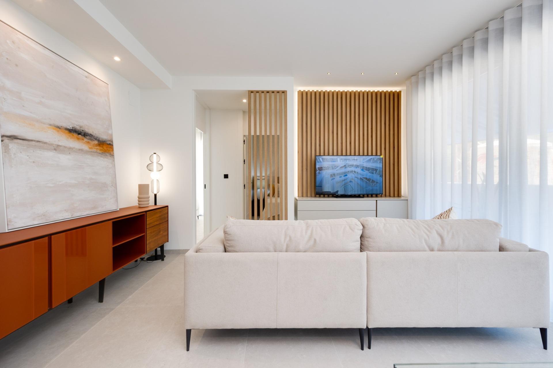 Apartamento de obra nueva con piscina privada en Guardamar del Segura — 2 hab.