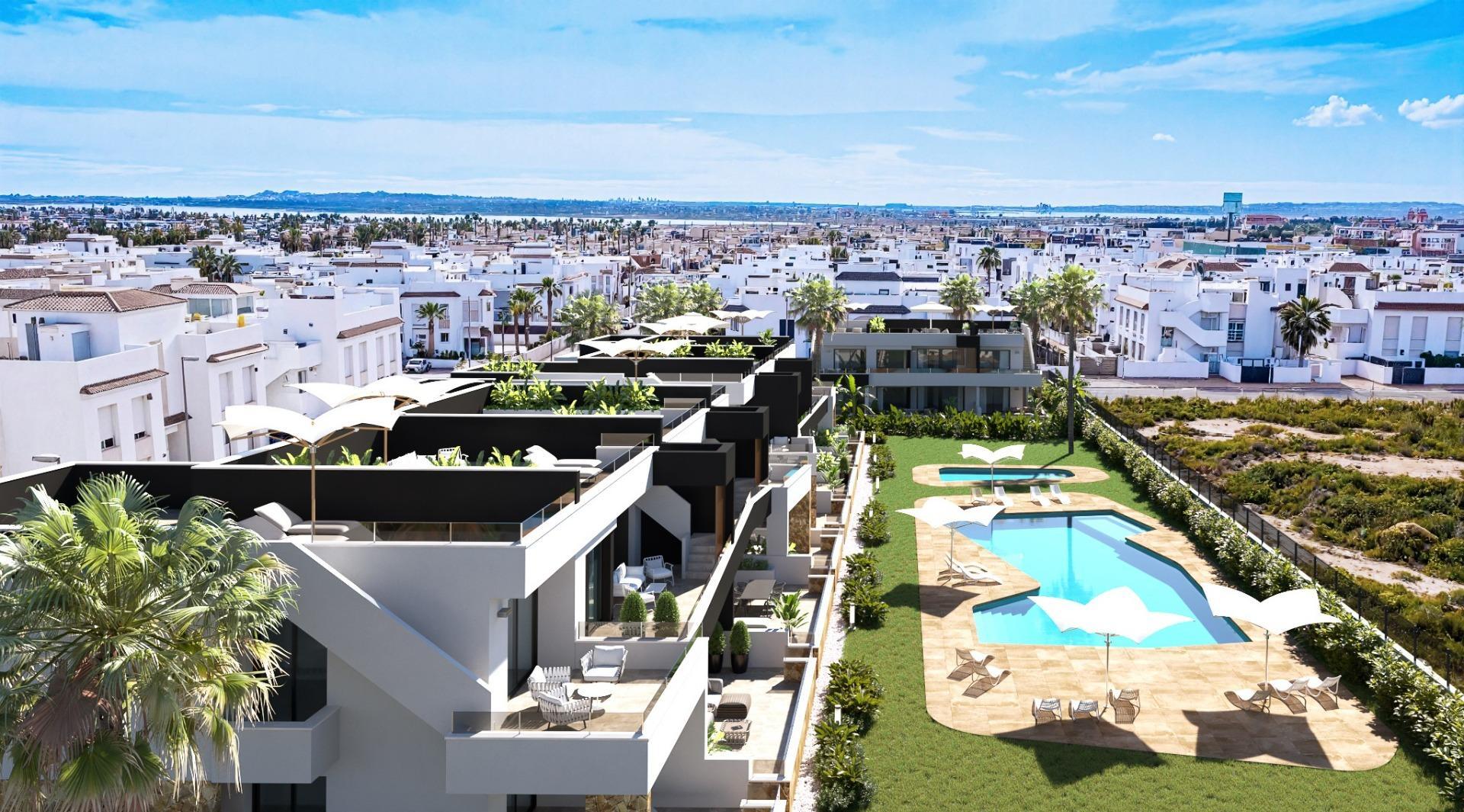 Chalet de obra nueva con piscina privada en Ciudad Quesada, Rojales — 2 dorm.