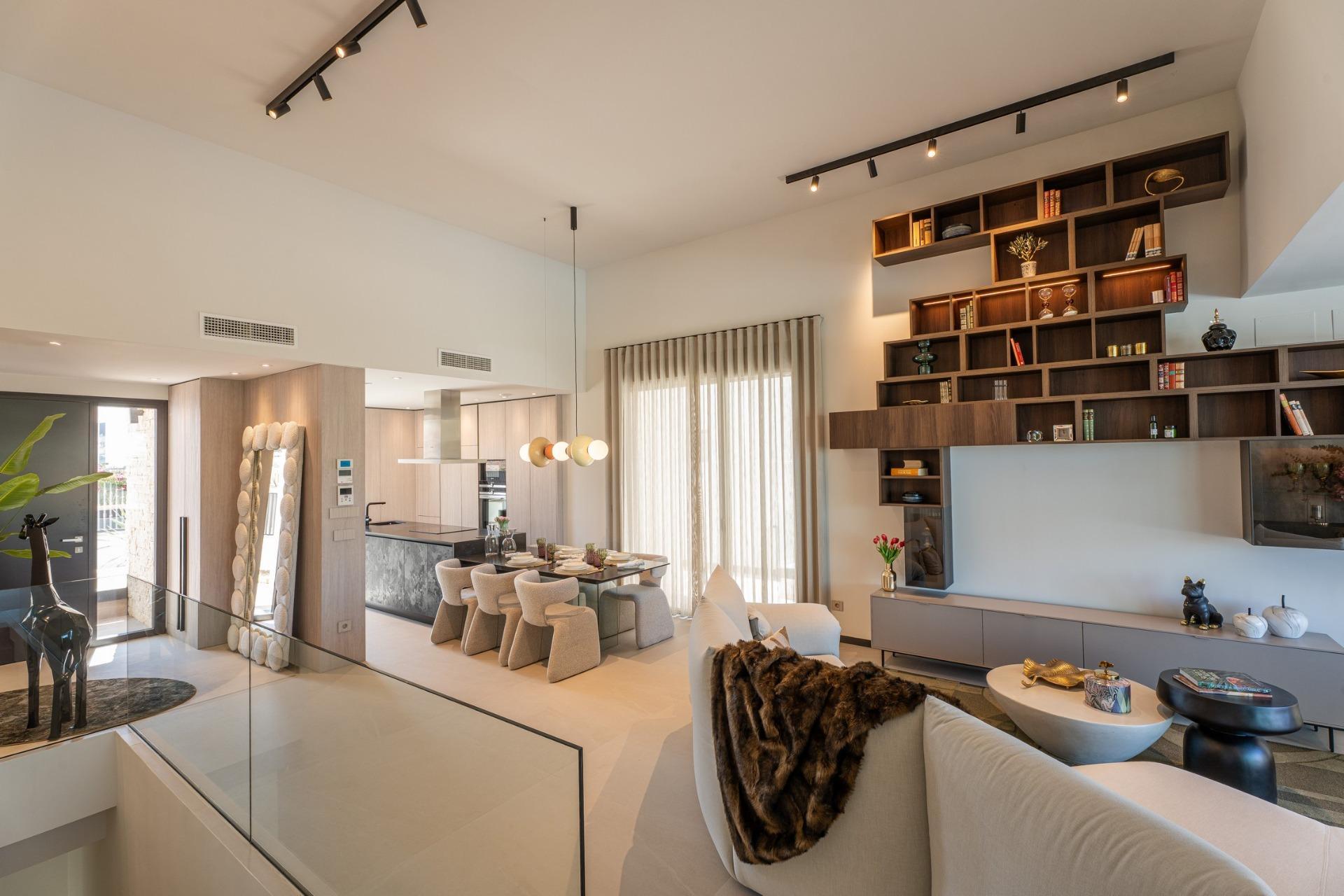 Villa de lujo en primera línea de golf en Algorfa — piscina infinity y 3 dorm.