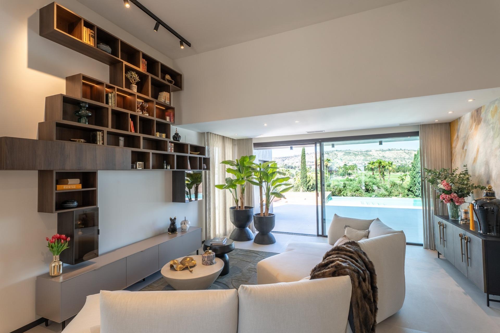 Villa de lujo en primera línea de golf en Algorfa — piscina infinity y 3 dorm.