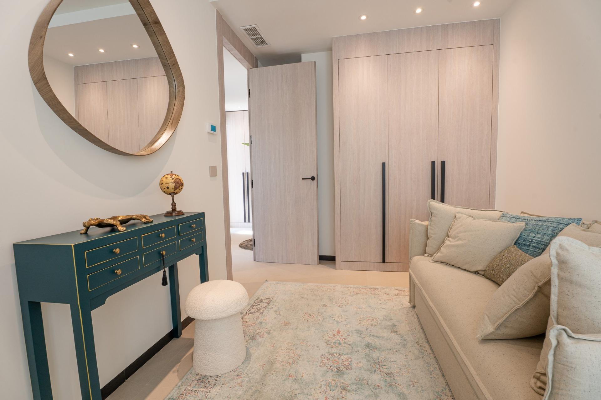 Villa de lujo en primera línea de golf en Algorfa — piscina infinity y 3 dorm.