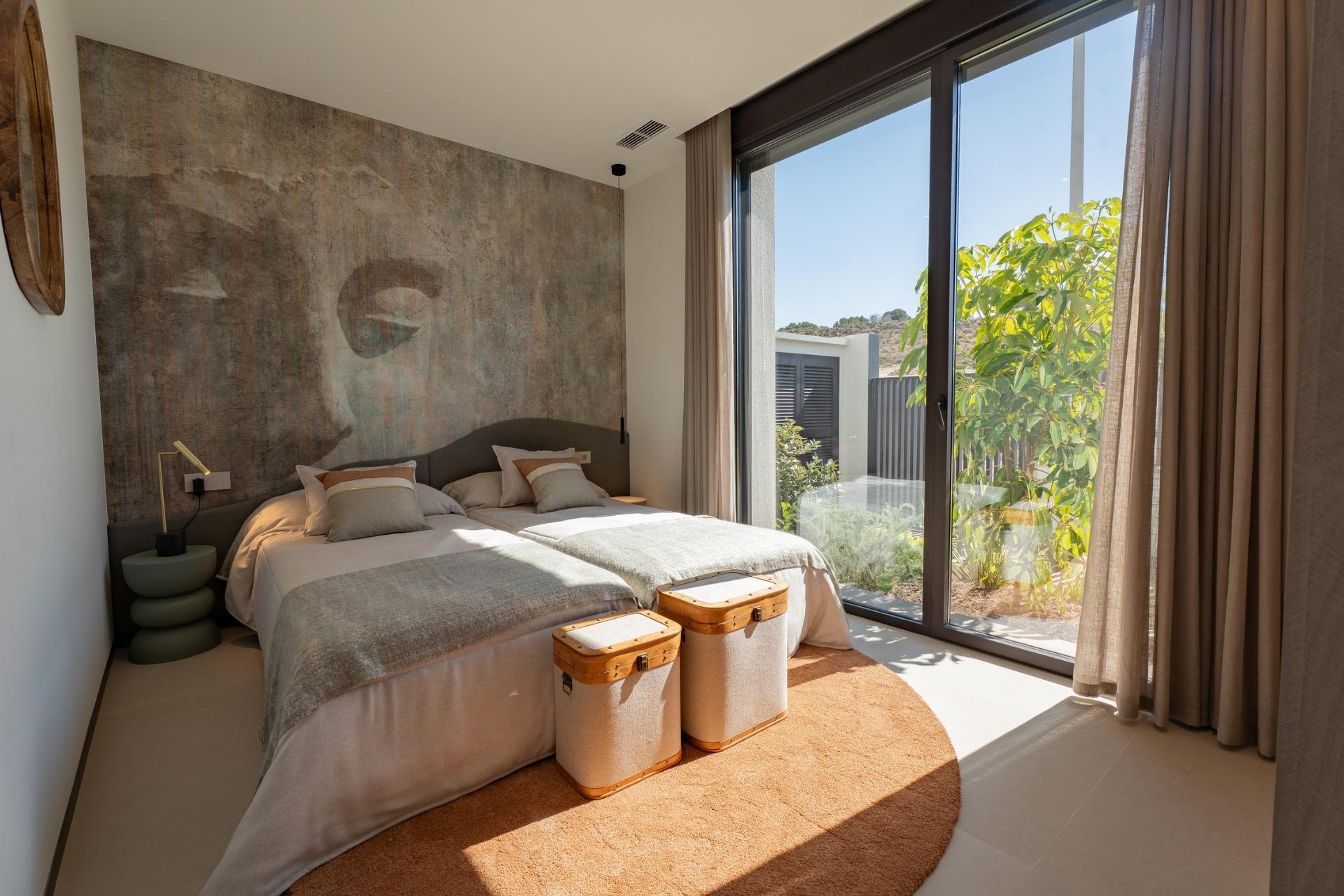 Villa de lujo en primera línea de golf en Algorfa — piscina infinity y 3 dorm.