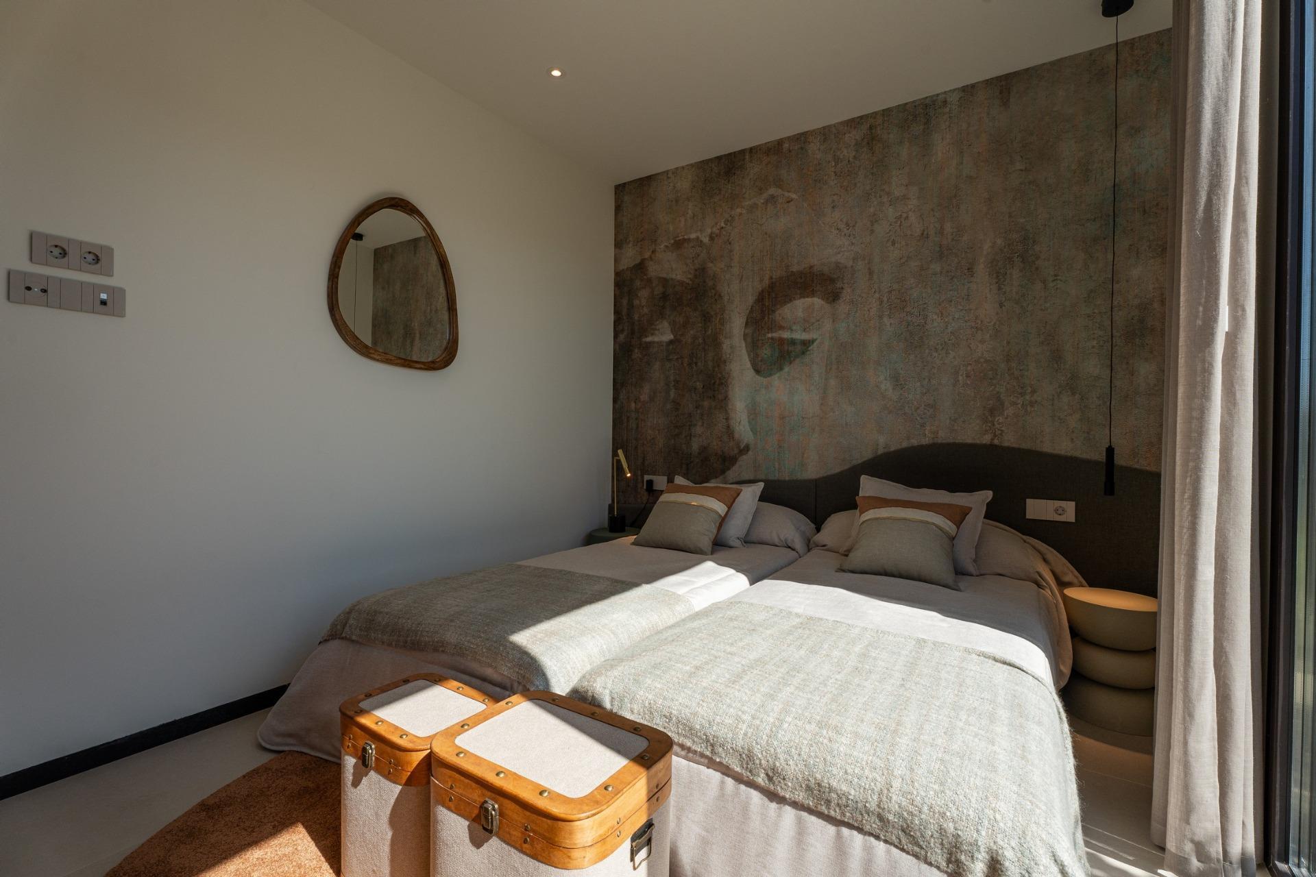 Villa de lujo en primera línea de golf en Algorfa — piscina infinity y 3 dorm.