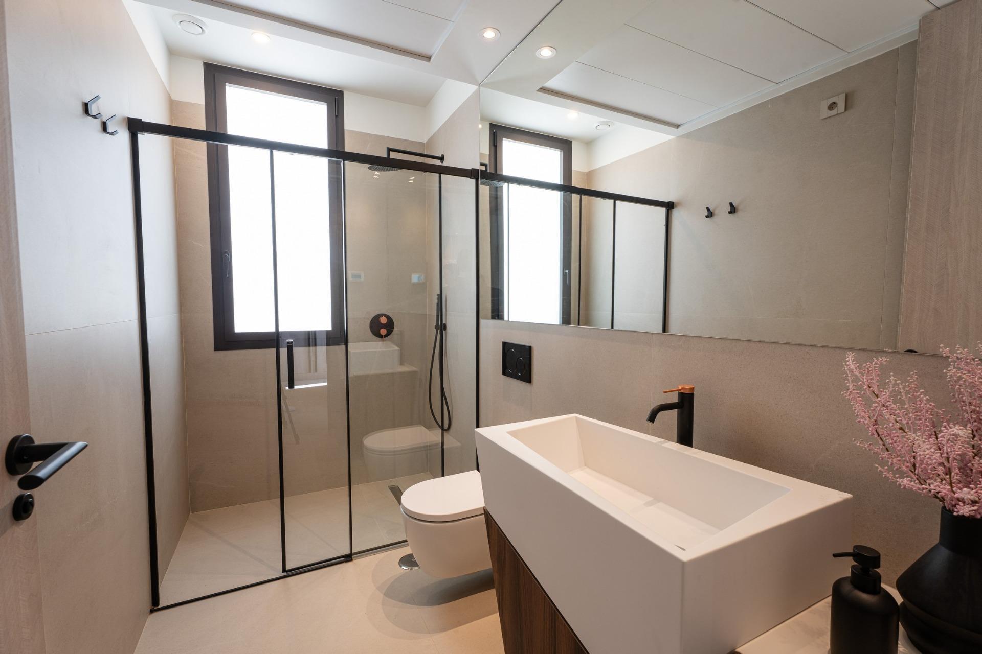 Villa de lujo en primera línea de golf en Algorfa — piscina infinity y 3 dorm.