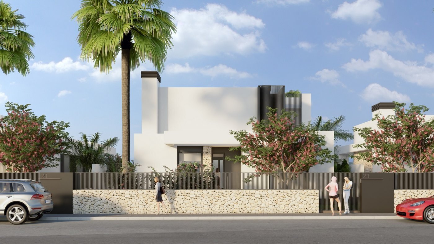 Villa de lujo en primera línea de golf en La Finca Resort — Piscina Infinity