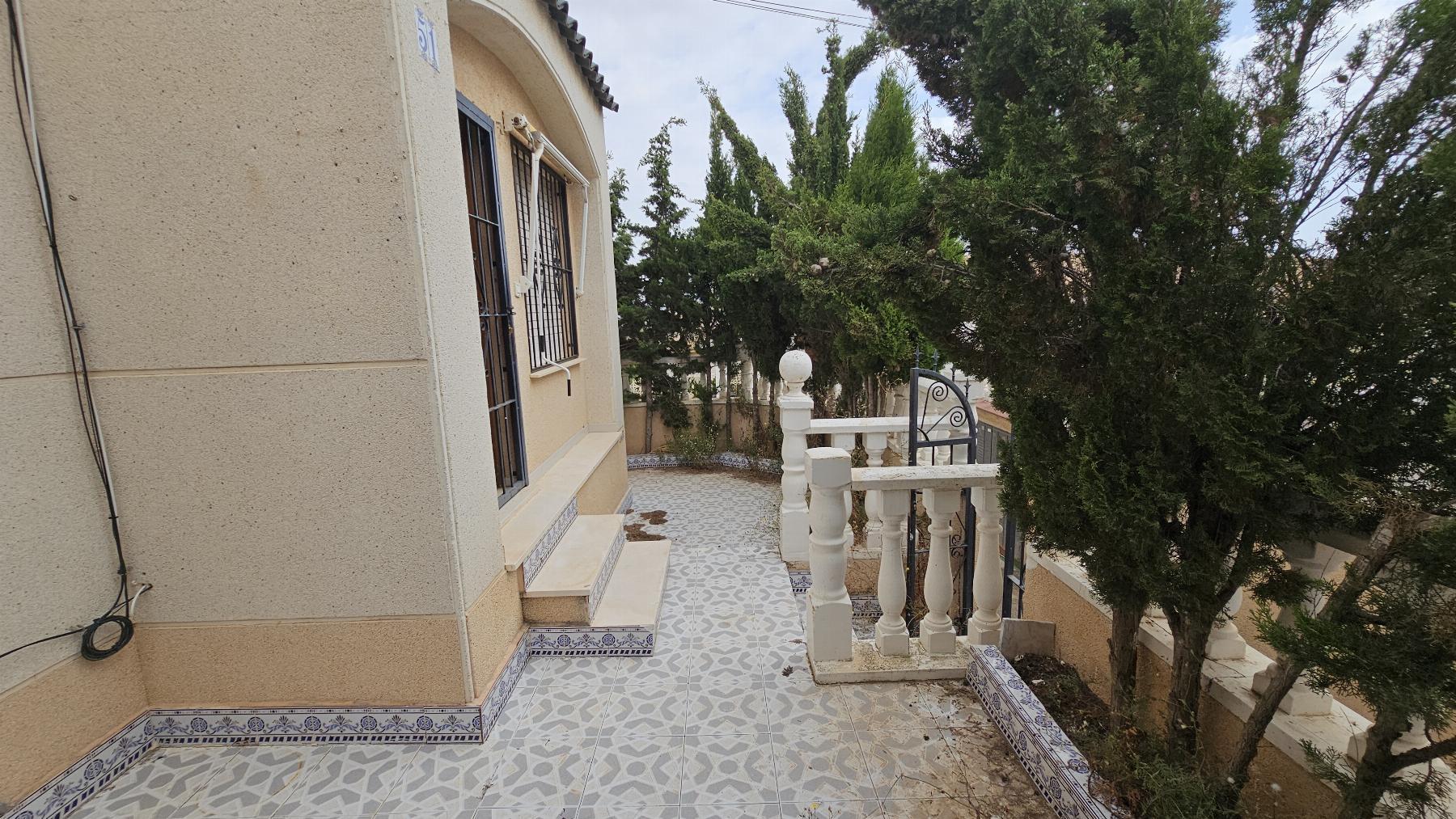Dúplex de esquina en Lago Jardín con terraza y vistas a la Laguna — 2 dorm.