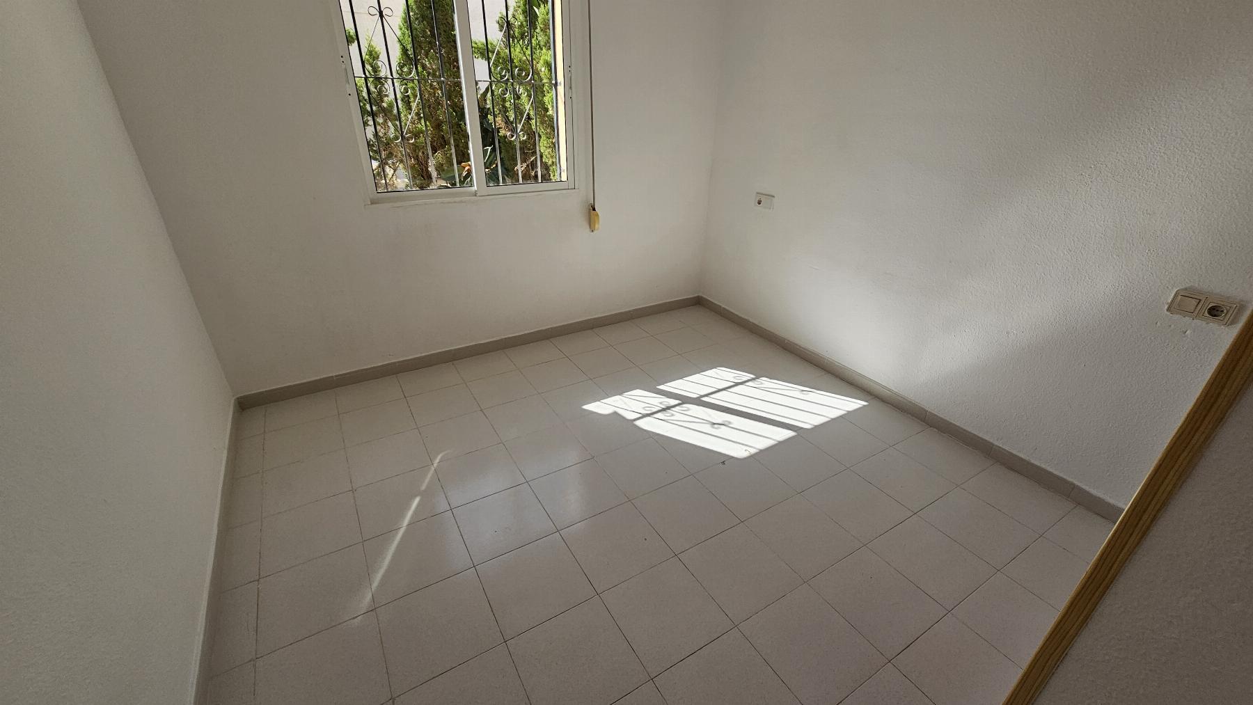 Dúplex de esquina en Lago Jardín con terraza y vistas a la Laguna — 2 dorm.