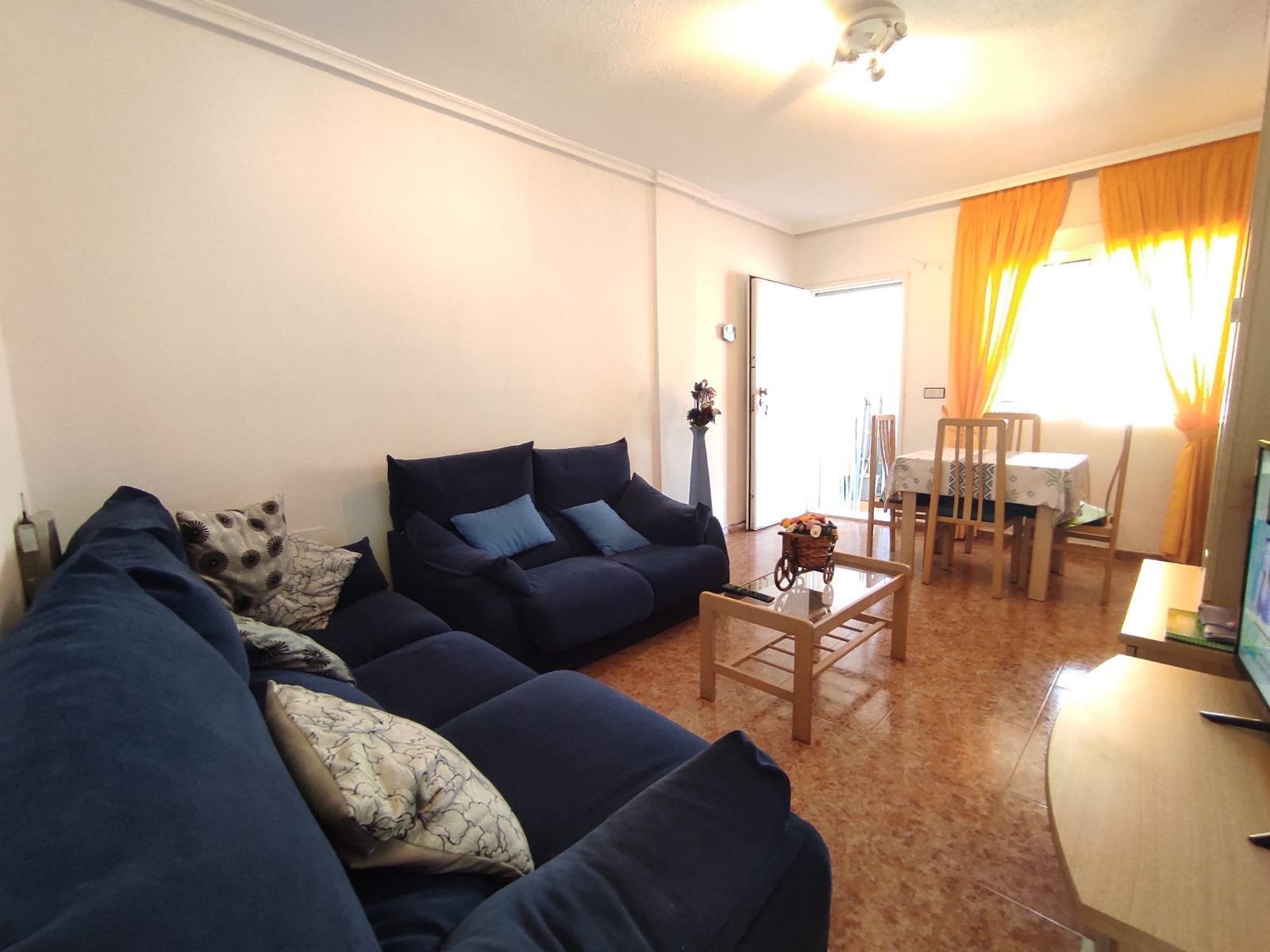 Bungalow con piscina privada y parking en La Florida, Orihuela Costa — 2 dorm.